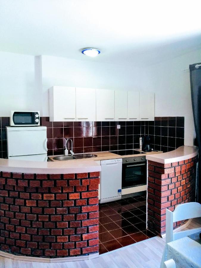Family Apartments K&M باغ المظهر الخارجي الصورة